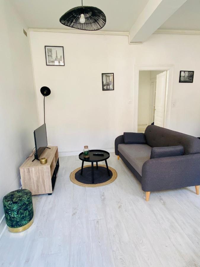 Appartement Le Moderne à Issoudun Extérieur photo